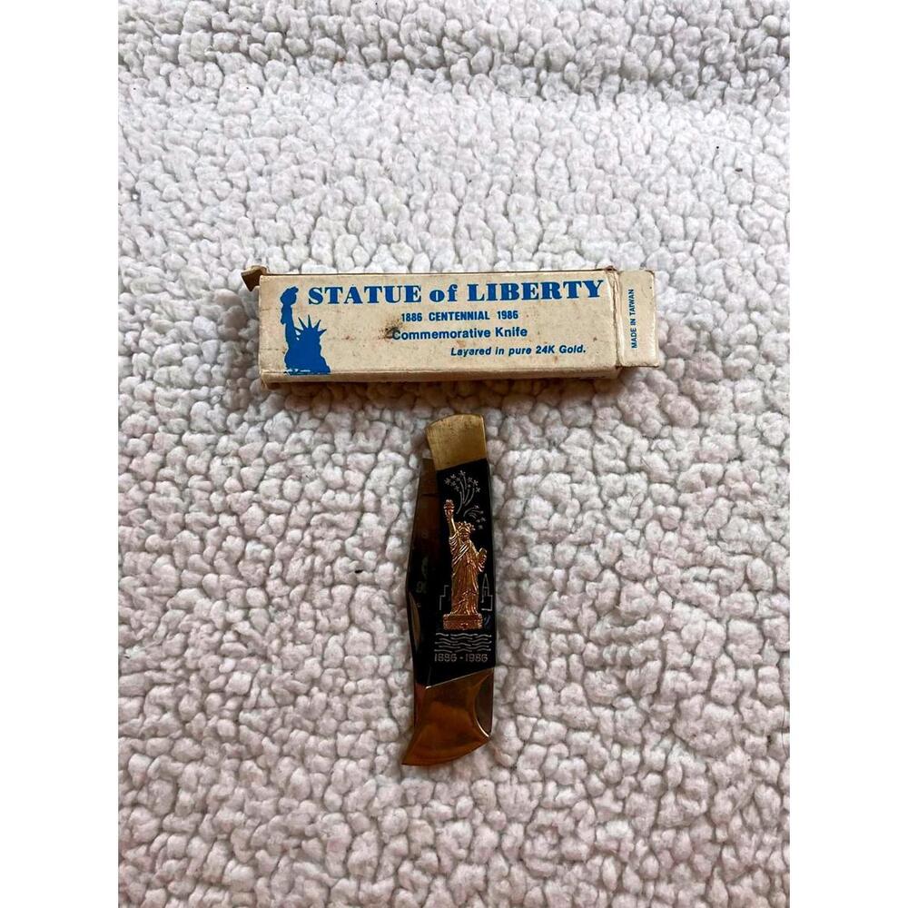 Statue of Liberty 1886 Centennial Commemorative Folding Knife